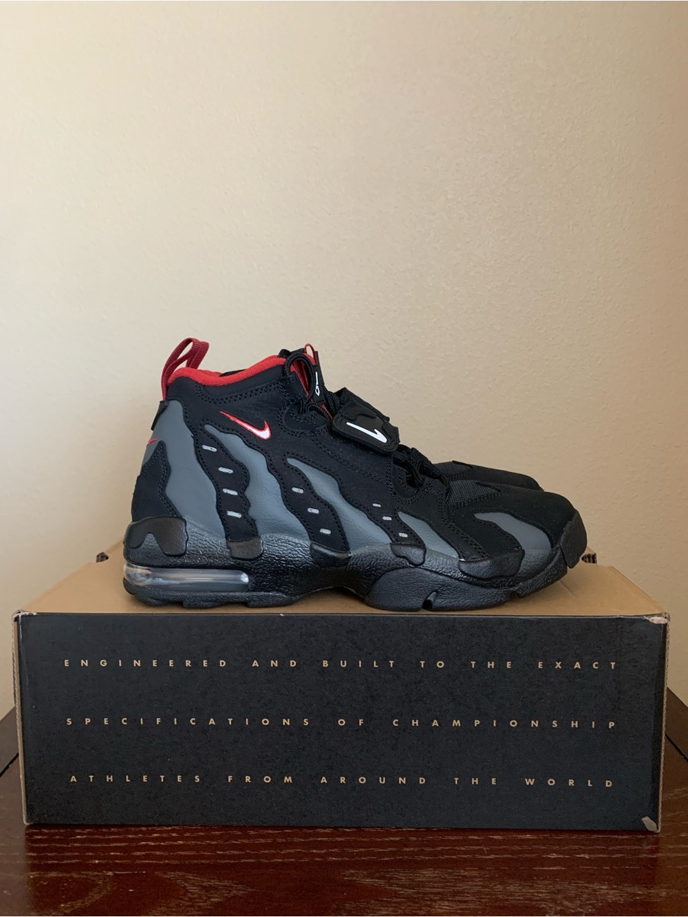 Nike Air Max DT ‘96 Falcons Deion 21 Shadow Black Red Men Size 9.5. Brand New.